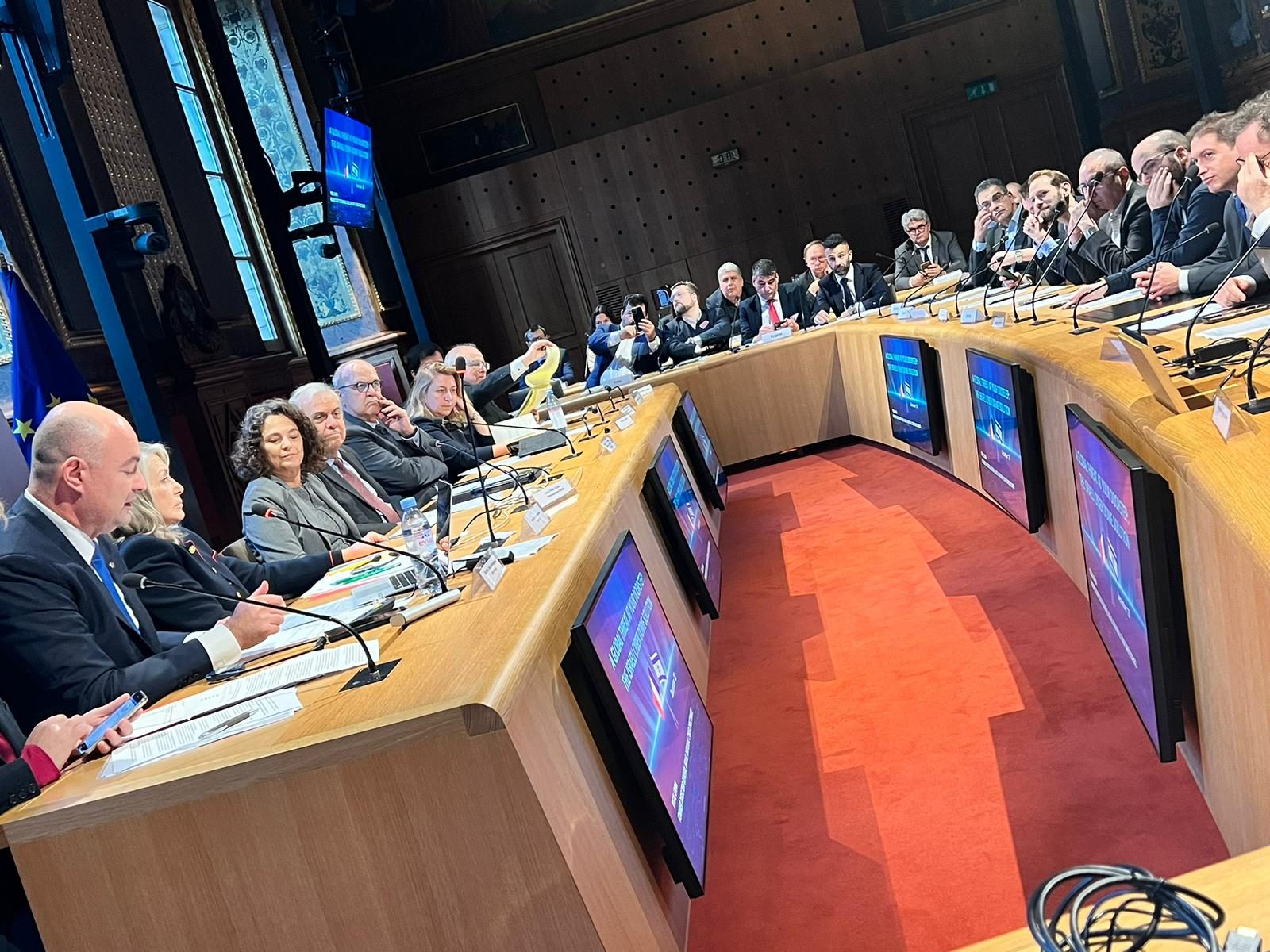 Cybersecurity Summit in Paris — photo 1